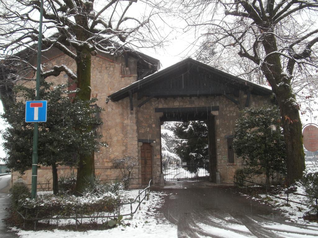 Albergo Villa & Roma Pallazzolo sull'Oglio Exterior photo